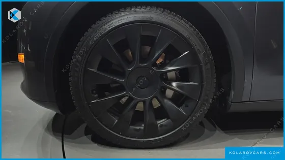 TESLA MODEL Y LONG RANGE AWD