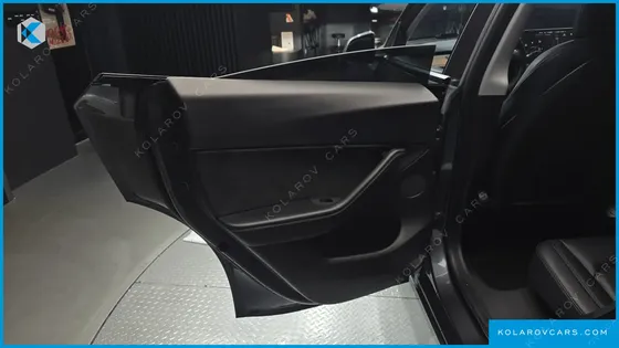 TESLA MODEL Y LONG RANGE AWD