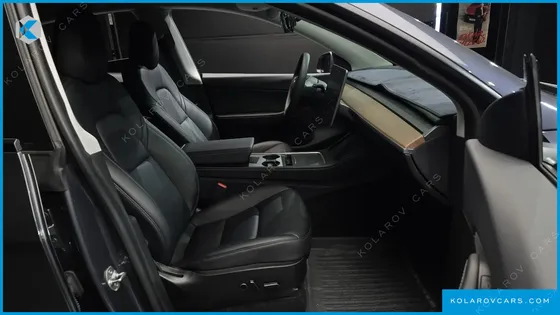 TESLA MODEL Y LONG RANGE AWD