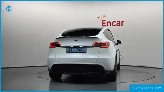 TESLA MODEL Y LONG RANGE AWD