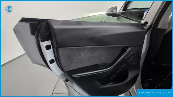 TESLA MODEL Y LONG RANGE AWD