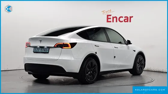 TESLA MODEL Y RWD