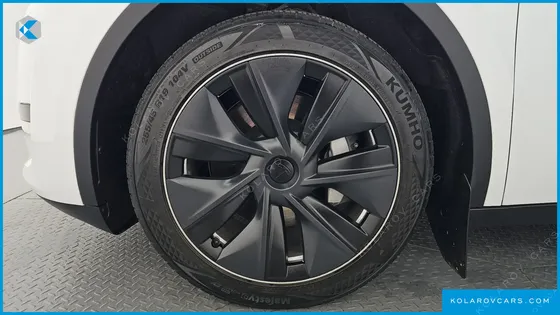 TESLA MODEL Y RWD
