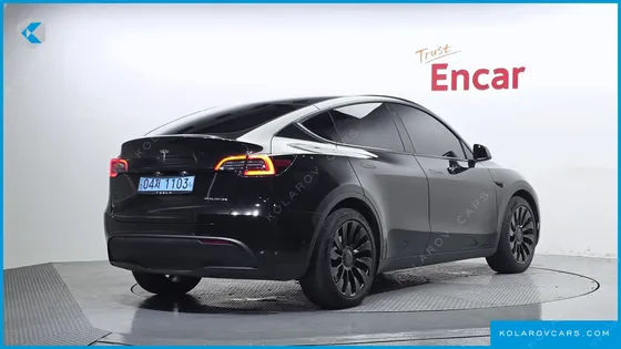 TESLA MODEL Y LONG RANGE AWD