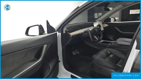 TESLA MODEL Y LONG RANGE AWD