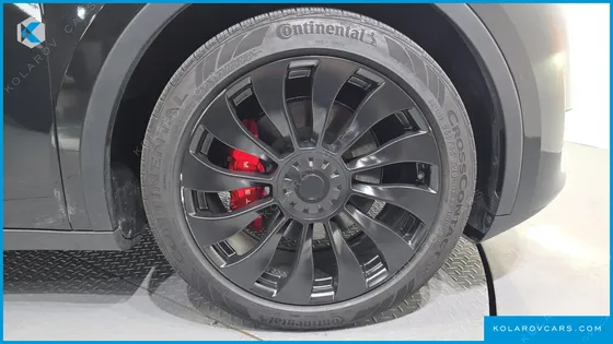 TESLA MODEL Y LONG RANGE AWD