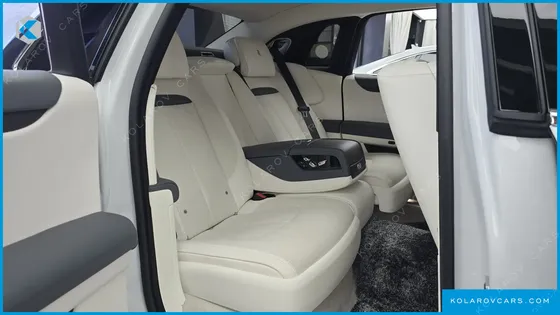 ROLLS ROYCE GHOST 6.7 V12