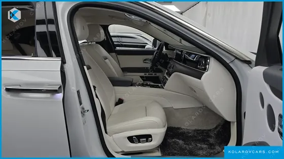 ROLLS ROYCE GHOST 6.7 V12