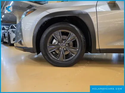 LEXUS UX 2.0 2WD