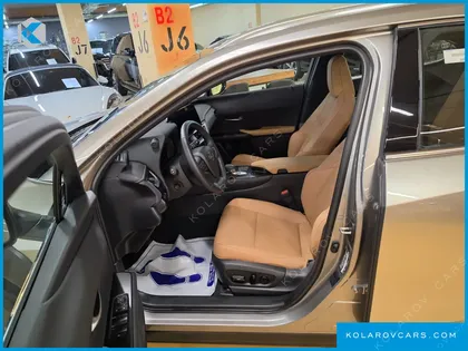 LEXUS UX 2.0 2WD
