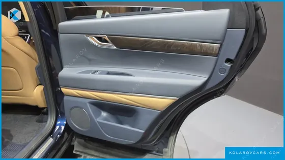 GENESIS GV80 2.5T GASOLINE 2WD