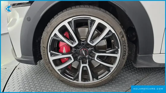 MINI COOPER JCW LAUNCH PACK