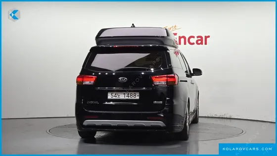 KIA CARNIVAL GASOLINE 9-SEATER HI-LIMOUSINE