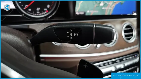 MERCEDES E-CLASS E220D 4MATIC EXCLUSIVE