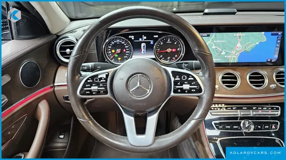 MERCEDES E-CLASS E220D 4MATIC EXCLUSIVE