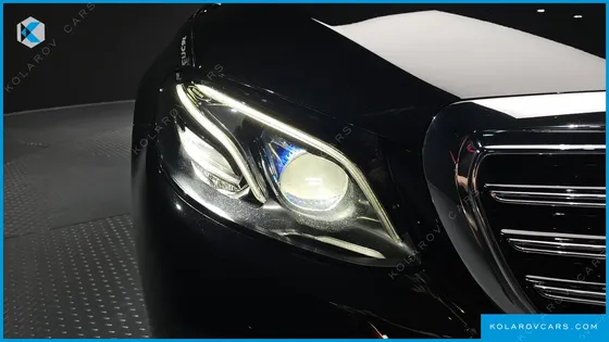 MERCEDES E-CLASS E220D 4MATIC EXCLUSIVE