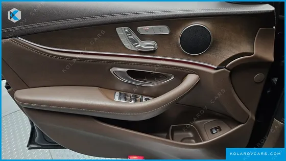 MERCEDES E-CLASS E220D 4MATIC EXCLUSIVE