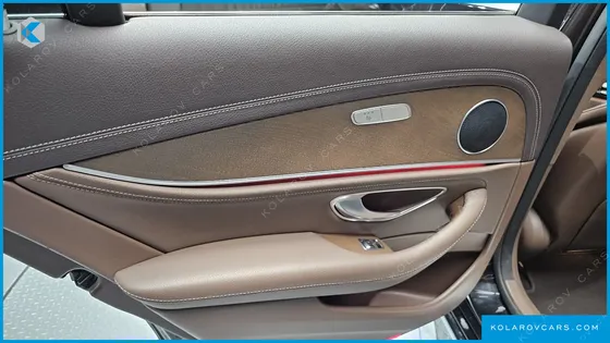 MERCEDES E-CLASS E220D 4MATIC EXCLUSIVE