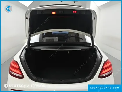 MERCEDES E-CLASS E300 EXCLUSIVE