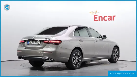 MERCEDES E-CLASS E300E 4MATIC EXCLUSIVE