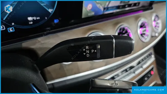 MERCEDES E-CLASS E300E 4MATIC EXCLUSIVE