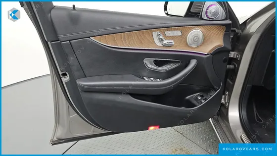 MERCEDES E-CLASS E300E 4MATIC EXCLUSIVE