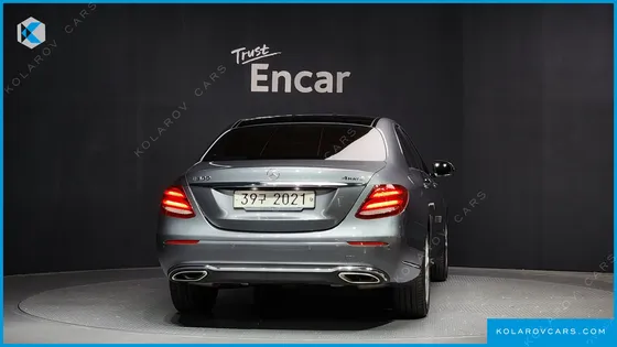 MERCEDES E-CLASS E300 4MATIC EXCLUSIVE