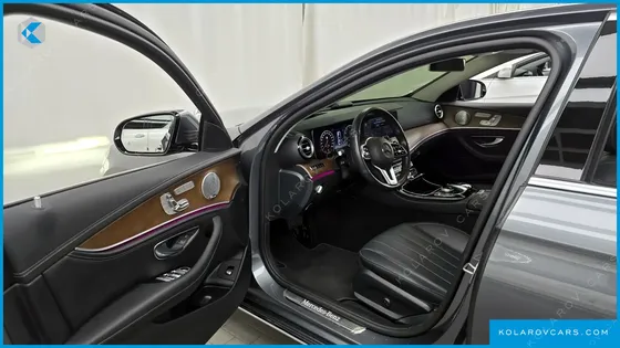 MERCEDES E-CLASS E300 4MATIC EXCLUSIVE