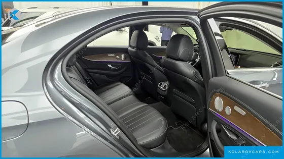 MERCEDES E-CLASS E300 4MATIC EXCLUSIVE