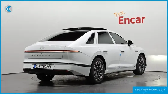 HYUNDAI GRANDEUR PREMIUM