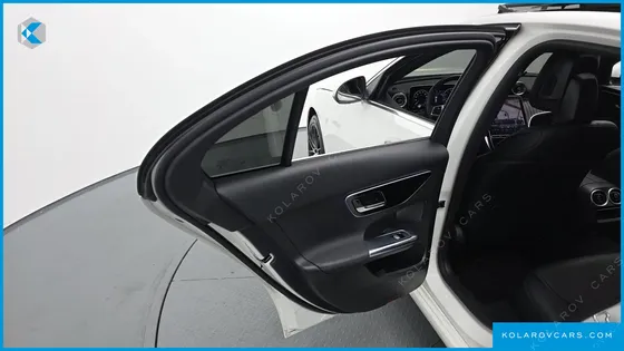 MERCEDES C-CLASS C200 4MATIC AVANTGARDE