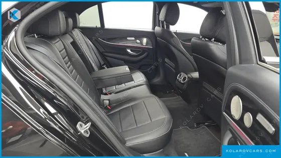 MERCEDES E-CLASS E220D 4MATIC AMG LINE