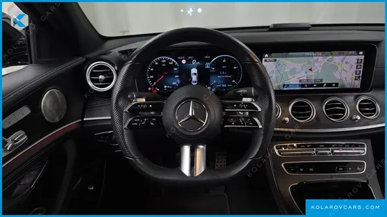 MERCEDES E-CLASS E220D 4MATIC AMG LINE