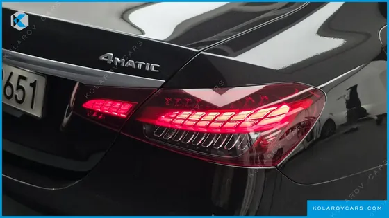 MERCEDES E-CLASS E220D 4MATIC AMG LINE