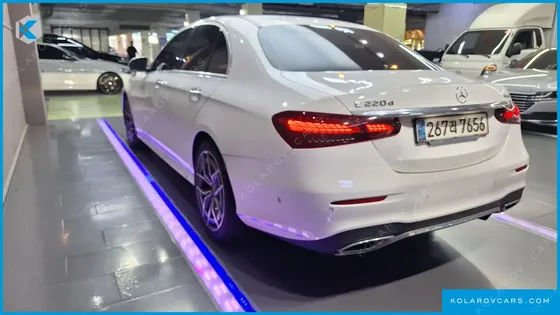 MERCEDES E-CLASS E220D 4MATIC AMG LINE