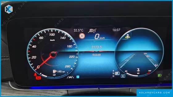 MERCEDES E-CLASS E220D 4MATIC AMG LINE