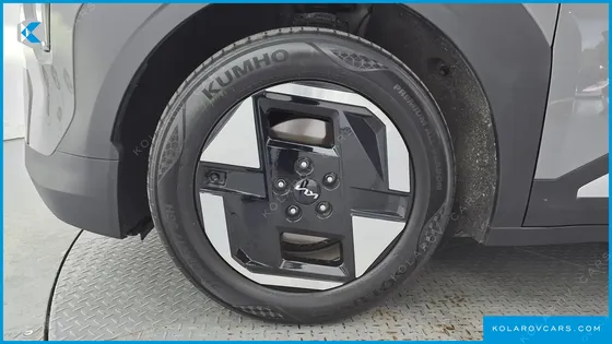 KIA EV3 STANDARD 2WD