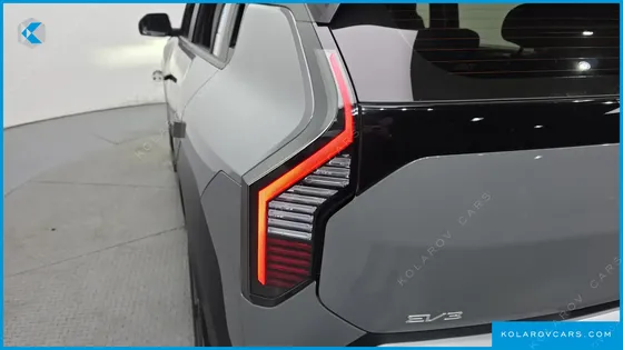 KIA EV3 STANDARD 2WD
