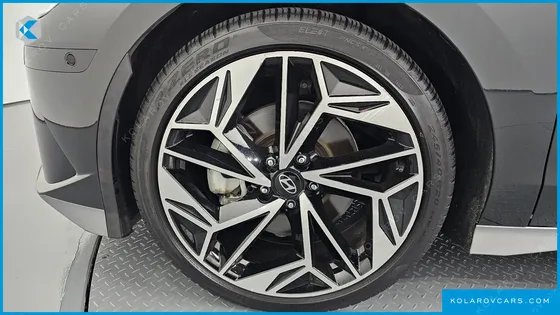 HYUNDAI IONIQ 6 LONG RANGE