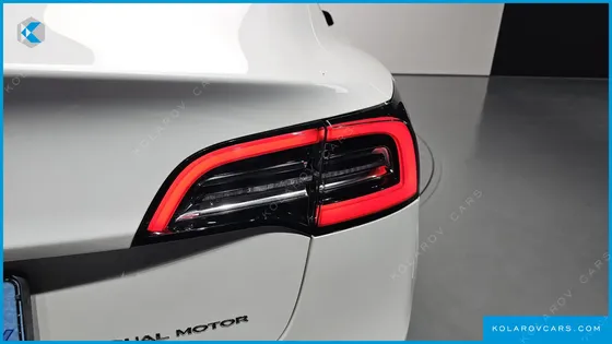 TESLA MODEL 3 LONG RANGE AWD