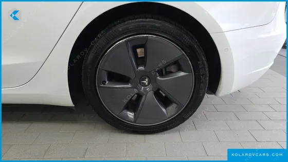 TESLA MODEL 3 LONG RANGE AWD