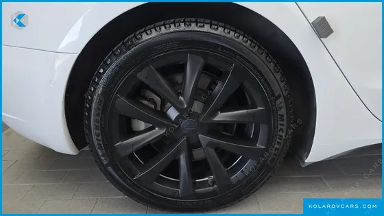 TESLA MODEL 3 LONG RANGE AWD