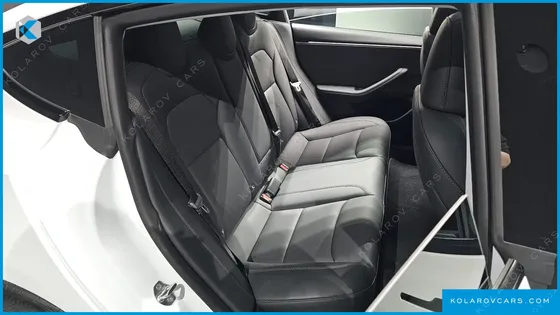 TESLA MODEL 3 RWD