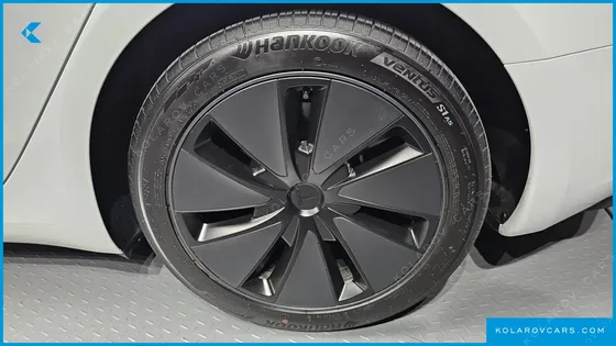 TESLA MODEL 3 RWD
