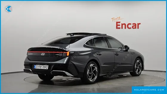 HYUNDAI SONATA INSPIRATION
