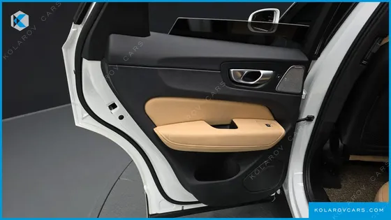 VOLVO XC60 B5 ULTIMATE BRIGHT