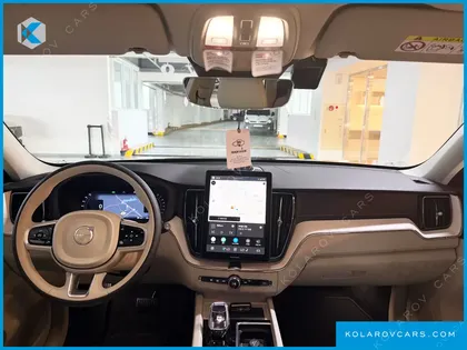 VOLVO XC60 B5 ULTRA BRIGHT