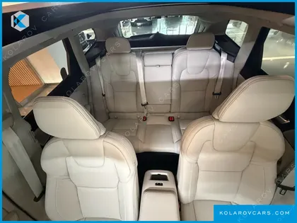 VOLVO XC60 B5 ULTRA BRIGHT