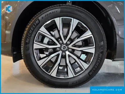 VOLVO XC60 B5 ULTRA BRIGHT