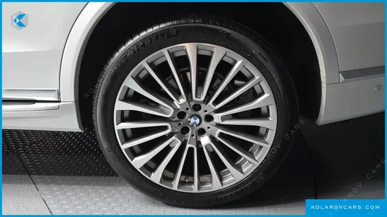 BMW X7 XDRIVE 40I DESIGN PURE EXCELLENCE 6-SEATER